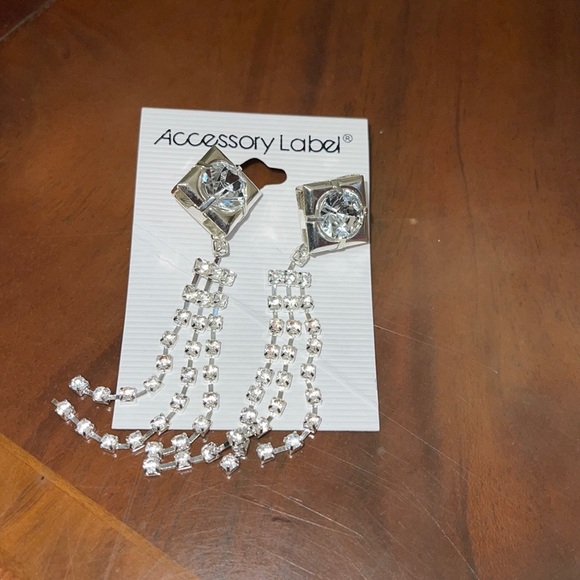 Accessory Label Silver Rhinestone Drop Earrings NWT - Picture 1 of 2